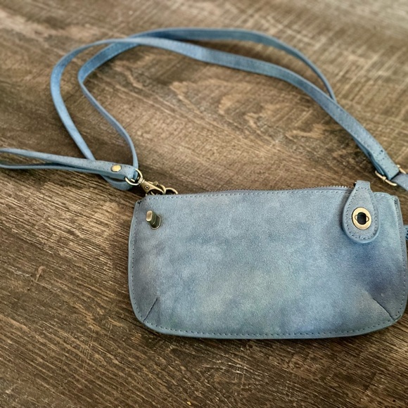 Joy Susan Lux Crossbody Wristlet Clutch - Picture 5 of 6